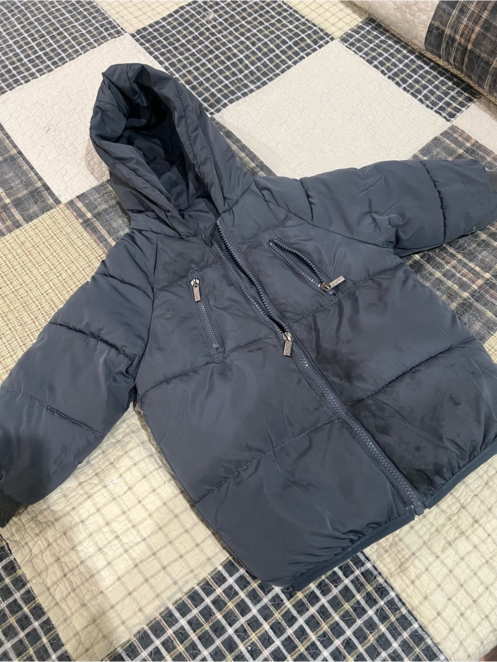 Bundle 2T Boys Jackets (rain jackets & puffer jacket) - Picture 5 of 5